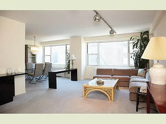 Sold by Stribling | media 33