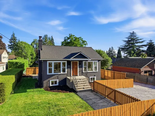 515 N 122nd St, Seattle, WA 98133