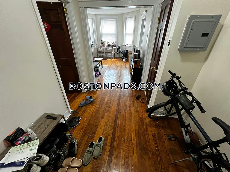 248 Kelton St #9 — Photo 14