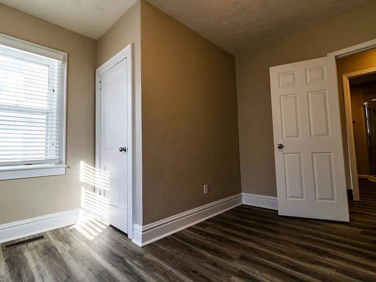 316 Ferguson Ct — Photo 15