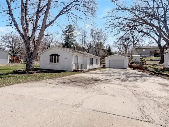 1826 6th St, Evansdale, IA 50707