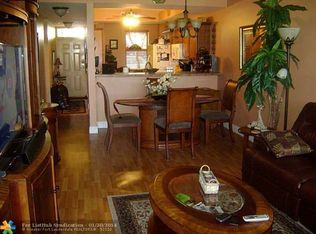 6710 Coral Lake Dr #6710, Margate, FL 33063