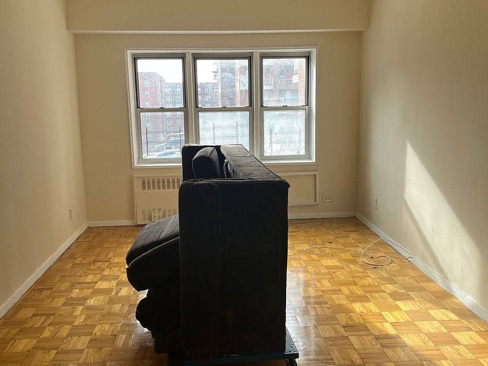 1st image of 52 Yonkers Ter APT 1M