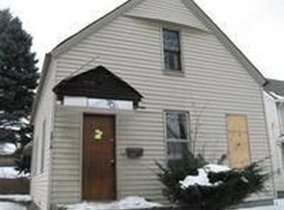 2916 E 57th St, Cleveland, OH 44127