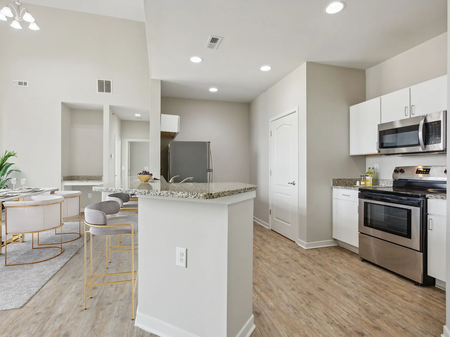 Creekside at Deer Crossings — Photo 4