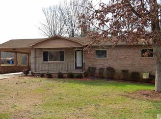 2724 28th Ave NE, Hickory, NC 28601