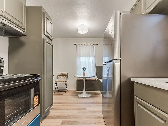 411 Showalter Dr — Photo 12