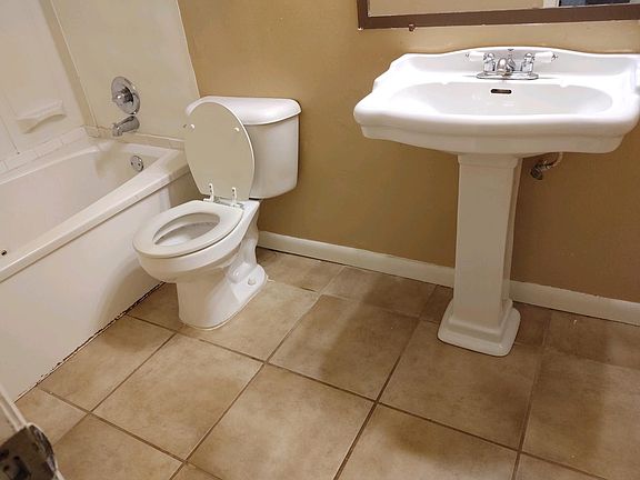 Upstairs bathroom