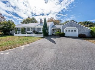 21 Wilton Dr, Barnstable, MA 02630