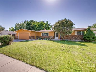 2175 N Fairmeadow Dr, Boise, ID, 83704