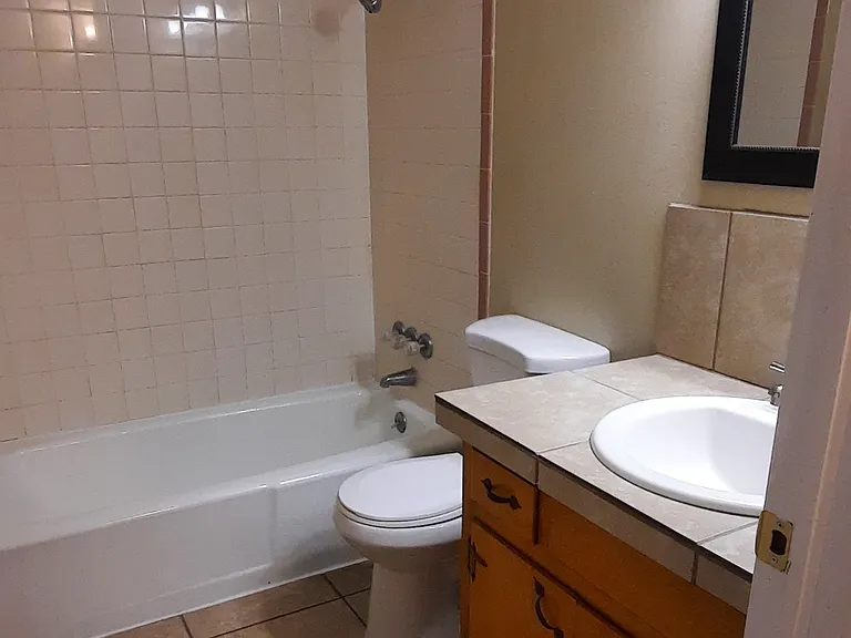 1830 Rentfrow Ave #A — Photo 9