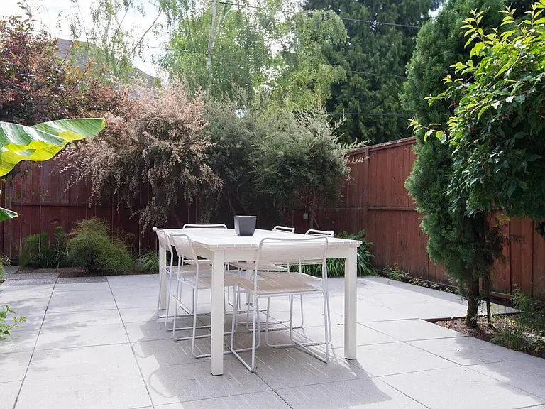 5216 N Williams Ave — Photo 43