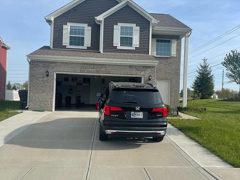 1st image of 906 Briarstone Dr