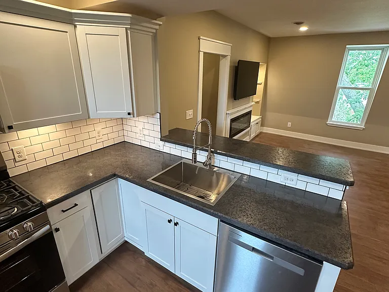 3 Fargo Ave #3 — Photo 10