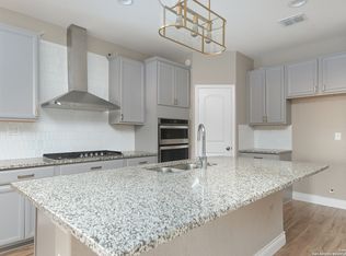 6053 Grayson Clf, Schertz, TX 78108