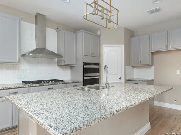 6053 GRAYSON CLF, Schertz, TX 78108