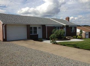 53 Tacoma St, Cranston, RI 02920