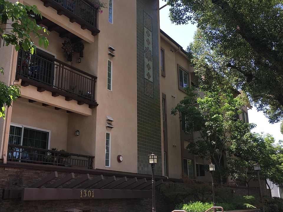 1st image of 1301 N Hollywood Way #14115