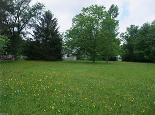 5682 Hudson Dr, Hudson, OH 44236