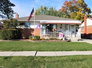 15649 Flanagan St, Roseville, MI