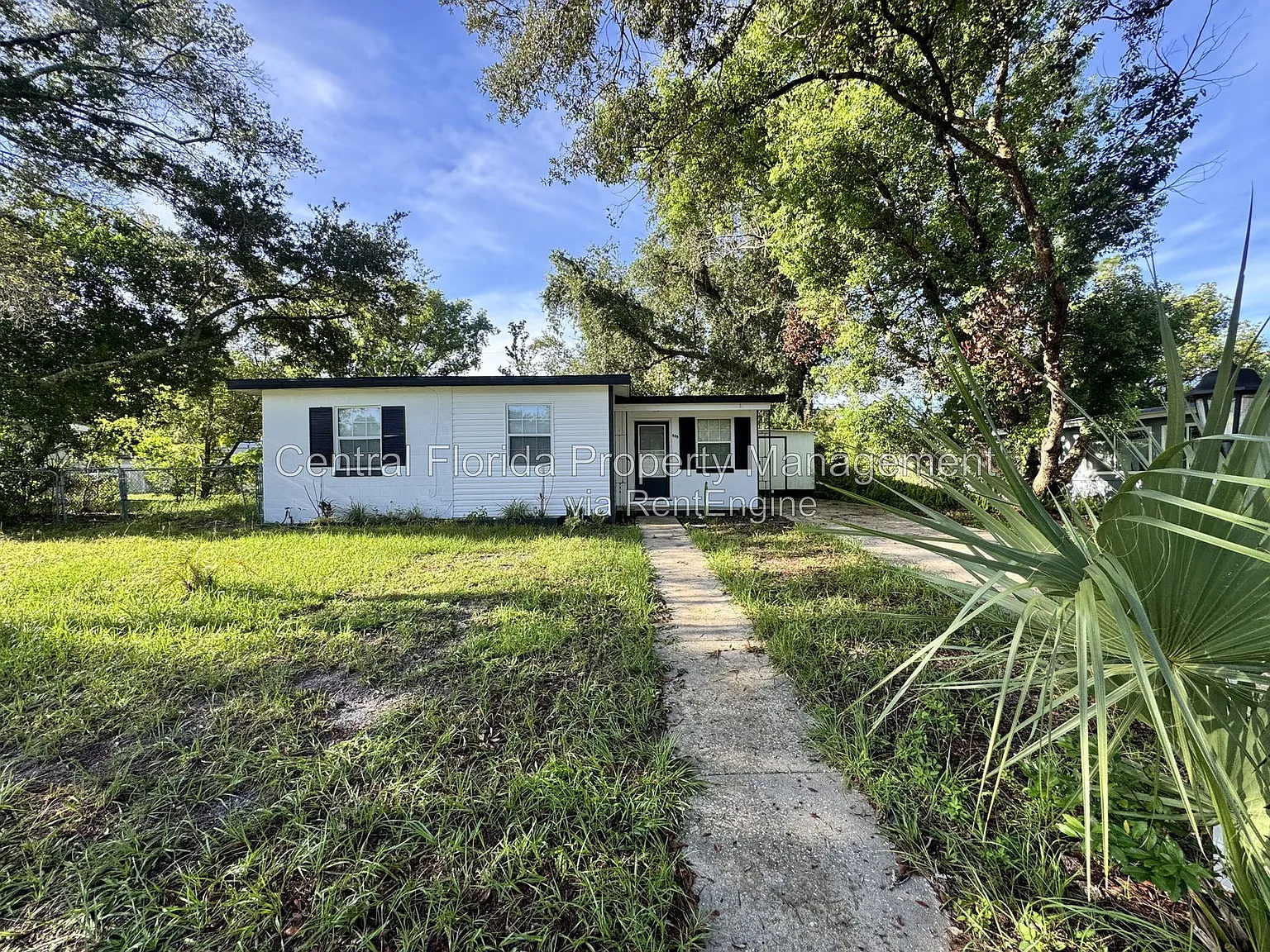 2 bed, 1.0 bath, 612 sqft, $1,399 — Photo 1