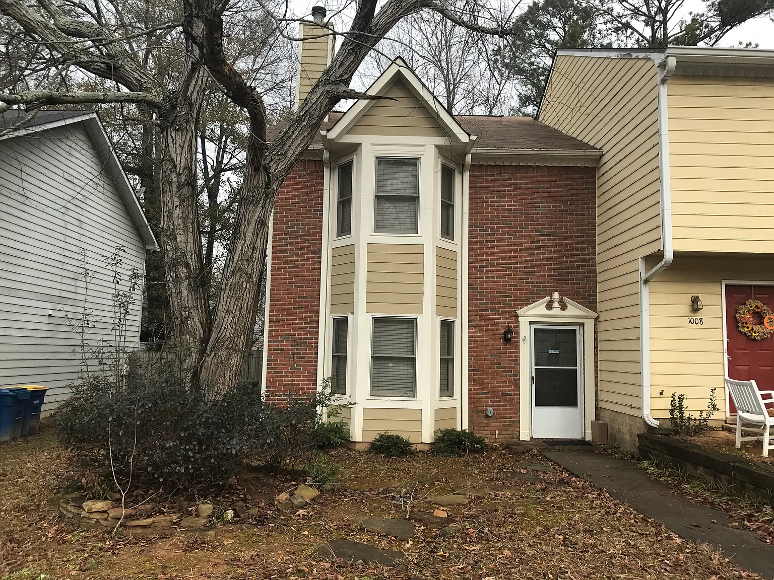 1010 Kennesborough Rd NW photo 1