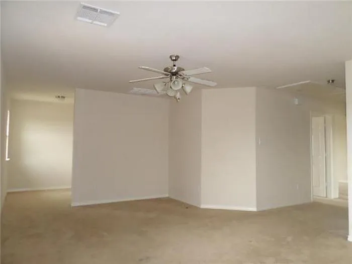 1100 Arthurs Ct — Photo 9