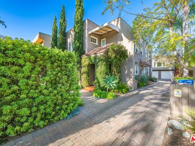 745 747 1/4 N, Los Angeles, CA, 90046