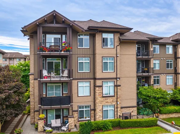 12258 224th St #326, Maple Ridge, BC V2X 8Y7