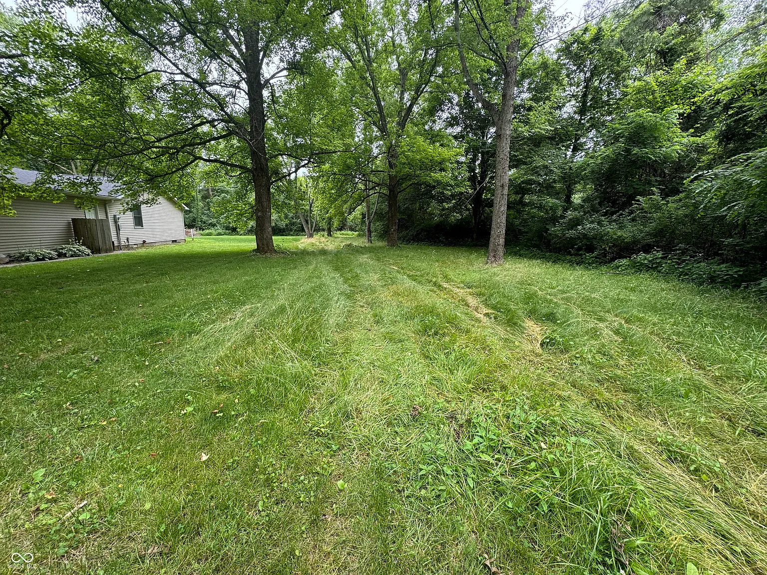 301 Jefferson Valley photo 1