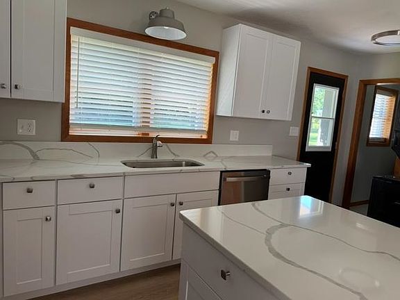 5th image of 1207 Prairie Ln