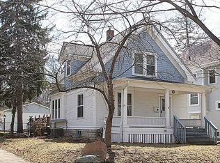 1627 7th Ave SE, Cedar Rapids, IA 52403