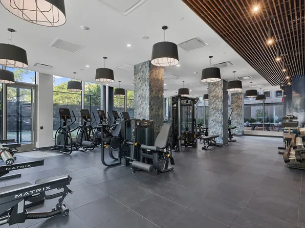 75 Dupont Street image 22 of 31