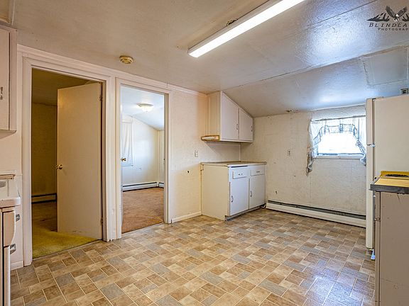 5th image of 265 N Knik St Unit B
