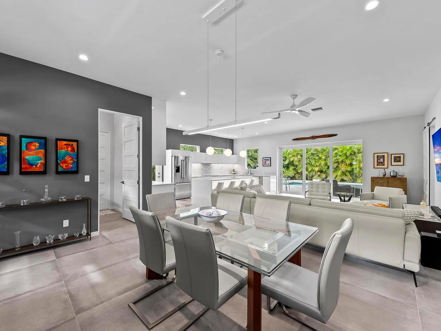 2 bed, 1500 sqft, $11,000 — Photo 4