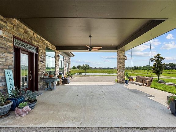 3rd image of 10210 Masters Rd