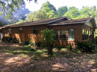 9669 Pelican Lodge Rd, Vivian, LA 71082