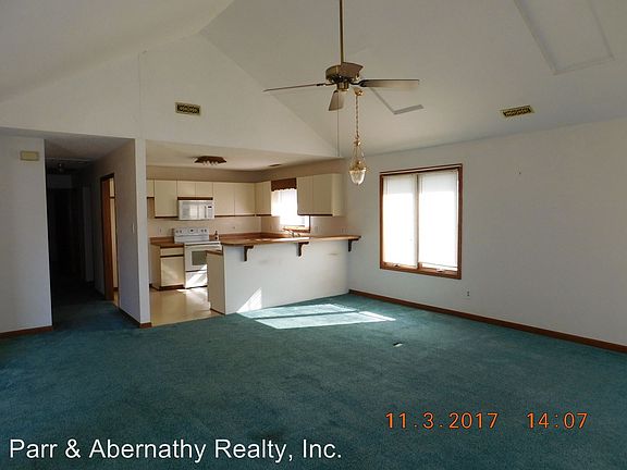 3rd image of 103B S Marion Ave