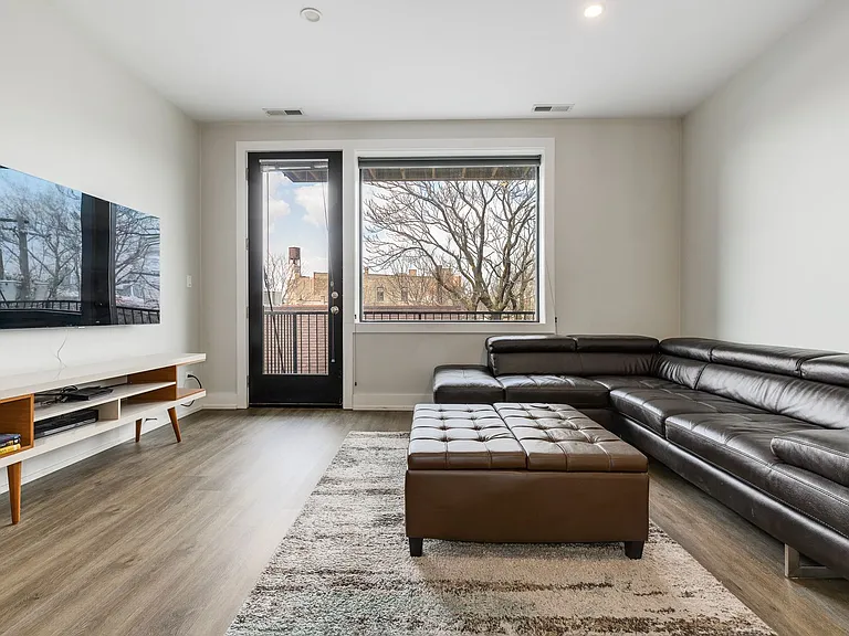 2109 S Halsted LLC — Photo 11
