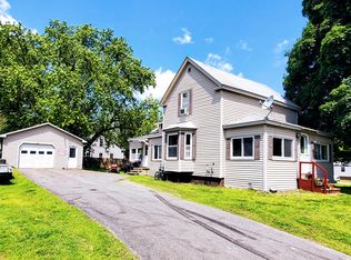 9 Locust St, Madison, ME 04950