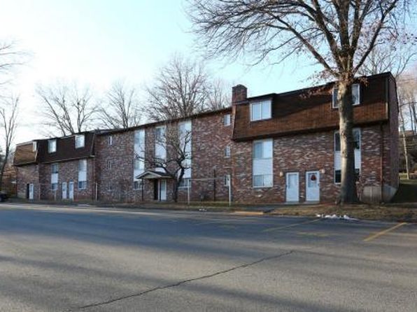323 Coe Ave
