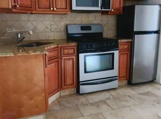 608 S 16th St #1, Philadelphia, PA 19146