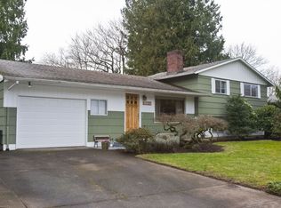 15566 SE Madison Ct, Portland, OR 97233