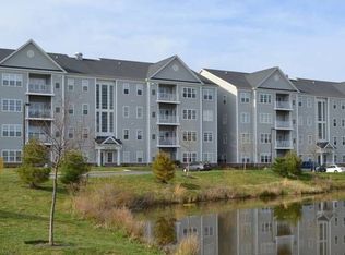 590 Hopkins Landing Dr, Essex, MD 21221