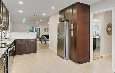 2045 Wethersfield Ct #1 — Photo 4