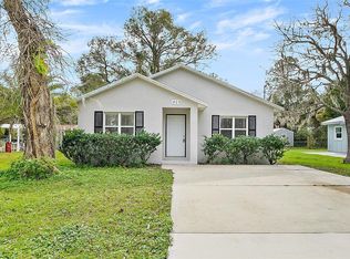 805 Deen Rd, Bunnell, FL 32110