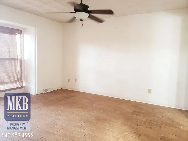 3123 Glenmont Dr — Photo 20