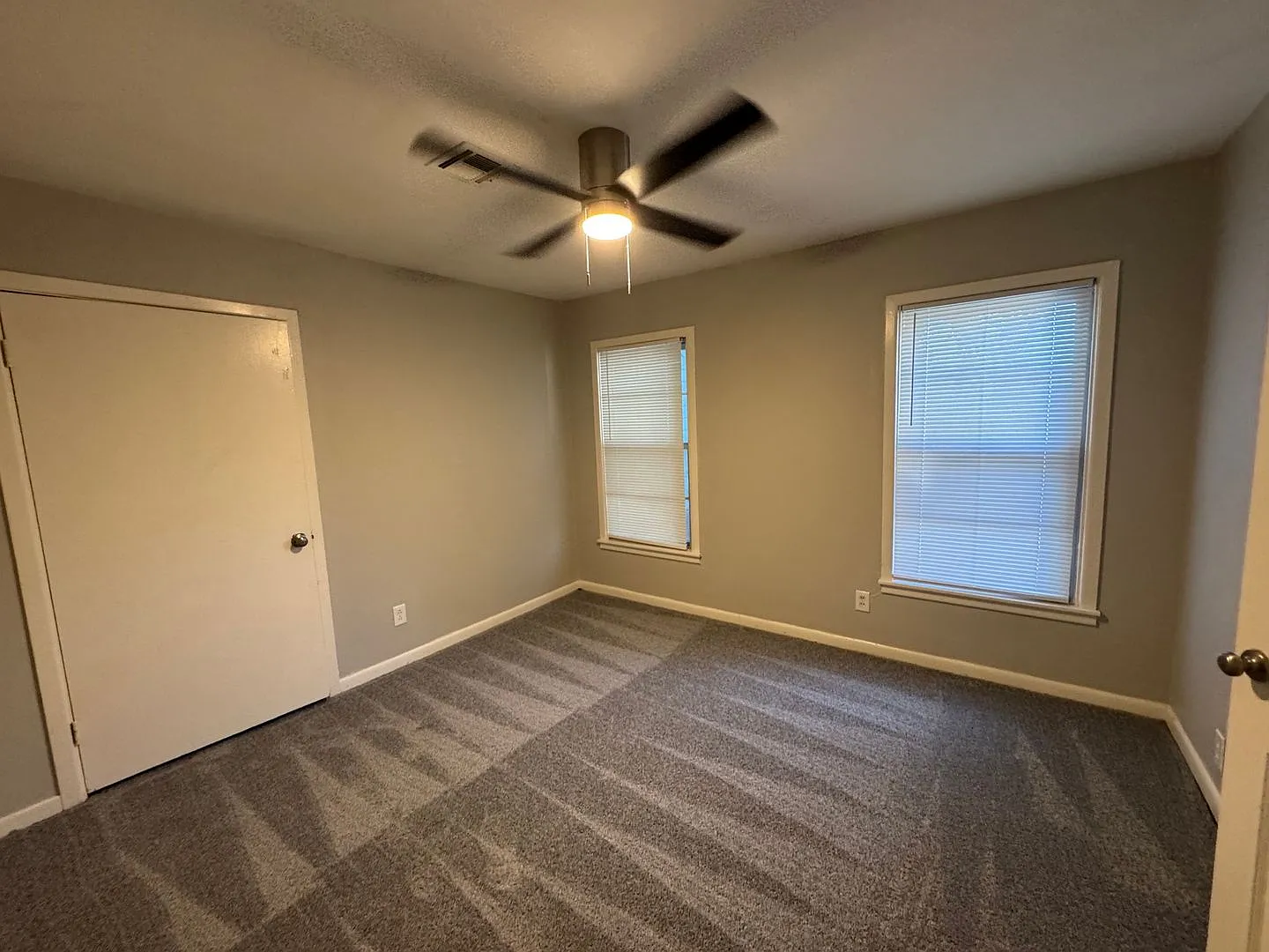 South Waco 3 Bedroom — Photo 2