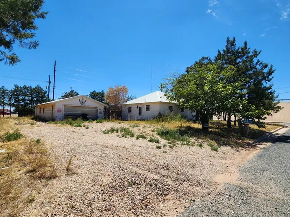 709 81st St, Lubbock, TX 79404