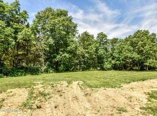 10 The Blfs, Holts Summit, MO 65043